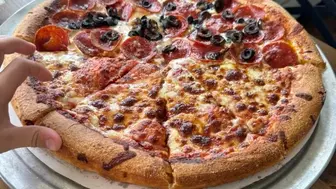 Busy Greek Style Pizza & Subs – Essex County