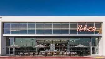 Turnkey 2nd-Generation Restaurant in Prime North OC Food Court
