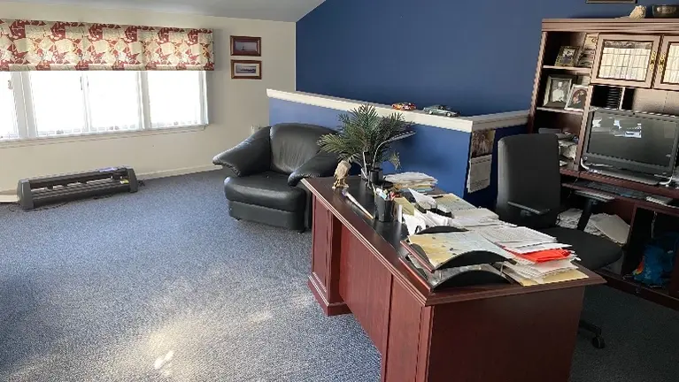 Upstairs office with private entrance