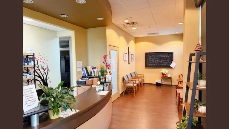 Spacious, bright reception area Spacious, bright reception area