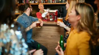 Iconic Bar & Italian Restaurant doing $40K to $42K a wk in Middlesex