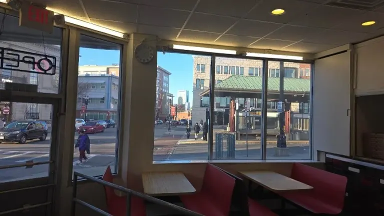 Well established pizza shop restaurant now available for new ownership. This popular local spot is known for its delicious pizza and loyal customer base and we