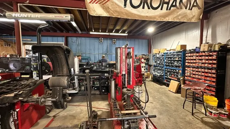 Tire machines and Gates Hydraulics fittings and crimper. Tire machines and Gates Hydraulics fittings and crimper.