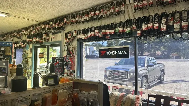 Well stocked Auto Parts! Well stocked Auto Parts!