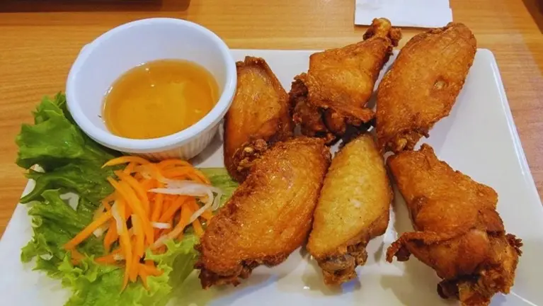 Fast casual restaurant Fast casual restaurant