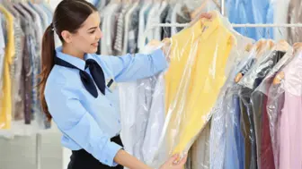 Dry Cleaner