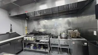 Outstanding restaurant - All equipment included - Liqour license