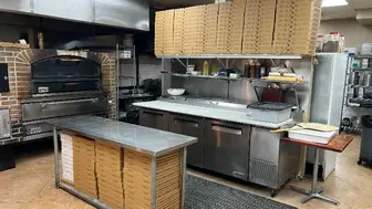 Highly Profitable Pizza Restaurant in Prime Location for Sale