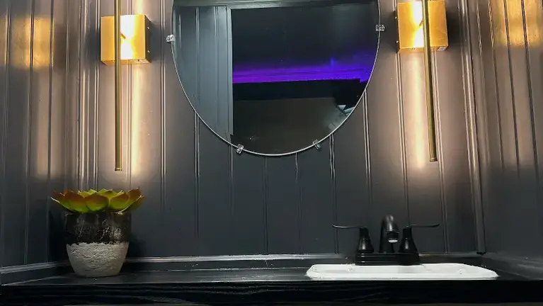 Mobile Lounge Restroom Mobile Lounge Restroom