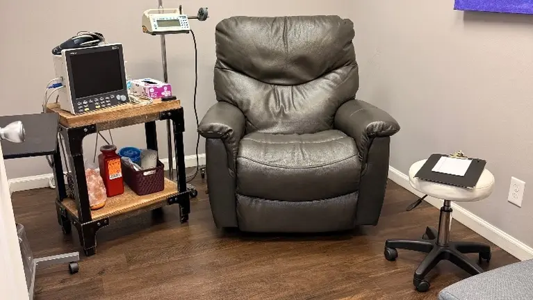 Private ketamine room-3 total