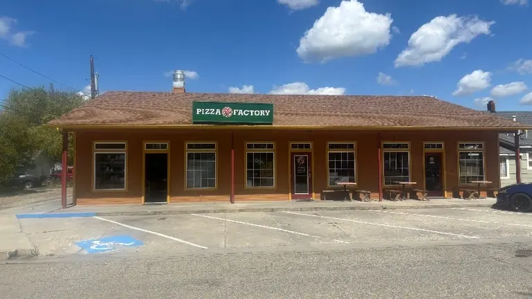 Storefront Storefront