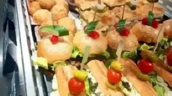 Turnkey Deli: 40 yrs of making money• $395K++ Owner Operated • Real Es