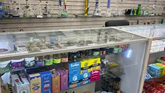 Very profitable money making smoke shop