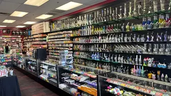 $165,000 NET Busy and Profitable Smoke Shop in Mesa!!!