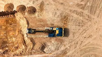 Construction Excavating Equipment Renting