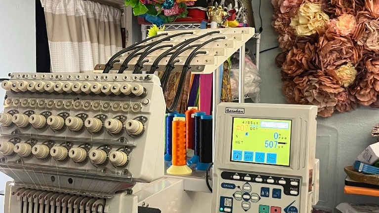 EMBROIDERY MACHINE