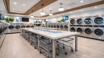 Laundromat - smart, state-of-art, 3 years old new, potential