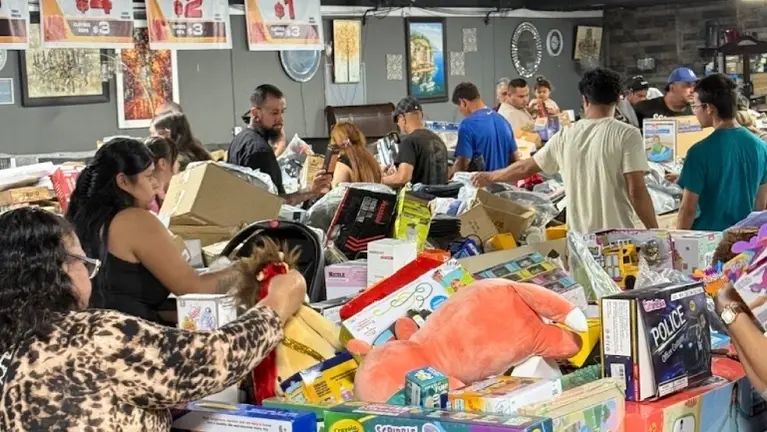 Its mixed furniture store with bin store 