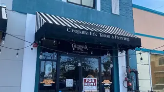 PRIME LOCATION - Cocoa Village, FLA.  Tattoo or Beauty Salon business