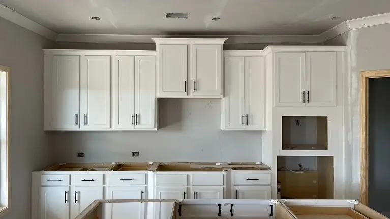 Shaker White Shaker White