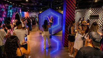 High-Traffic Immersive Attraction – Great Cash Flow, Passive Owners