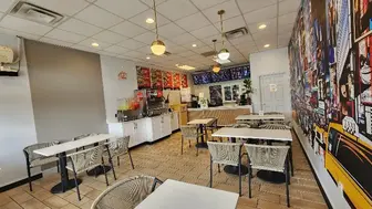 Wing Restaurant for Sale – Fully Equipped Kitchen, Low Rent, Turnkey.