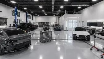 Highly Profitable Auto Body Shop Large Space