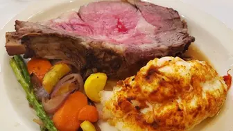 Legendary IL Establishment w/Property-Dining/Lounge/Gaming/Banquets!