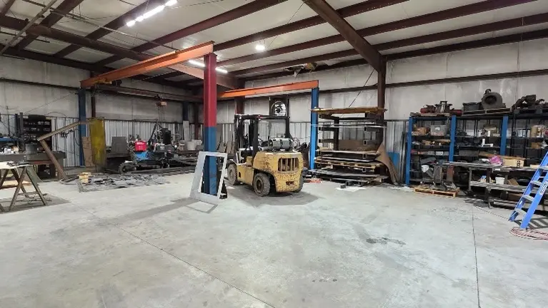 CNC Plasma cuts up to 6 thick