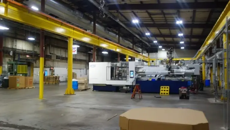 650 Ton Molding Machine