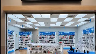 Cellphone & Computer Repair Shop INSIDE GROCERY STORE