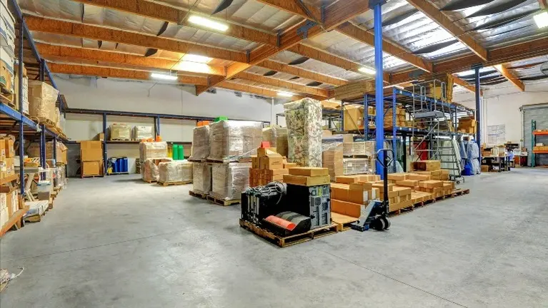 Warehouse Operation Warehouse Operation