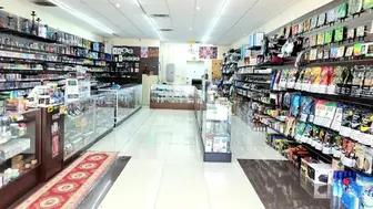 Smoke Shop Prime Location