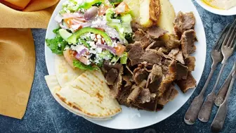 Mediterranean Restaurant in Affluent Bergen Co. Town