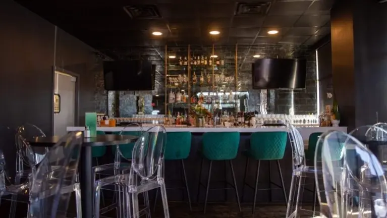 Great atmosphere and delicious food.