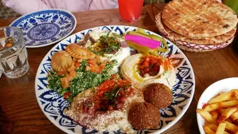 Brooklyn Halal Restaurant Hotspot