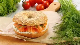 Hot Brooklyn Bagel Money Maker