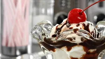 Multi Unit Frozen Treat Franchise Available in Charleston