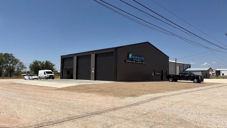 60x60 metal shop with front and back parking. 4 work bays, front office, break room, upstairs storage, upstairs office and 3 bath rooms. 60x60 metal shop with front and back parking. 4 work bays, front office, break room, upstairs storage, upstairs office and 3 bath rooms.