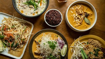 $100K SDE Orlando Thai Restaurant for Sale! 45K Cars Daily!