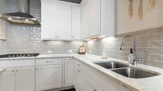 Customs Kitchens