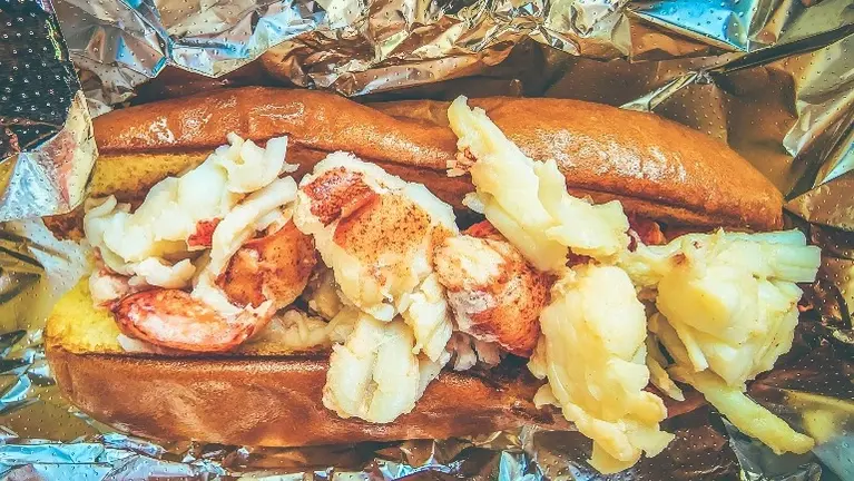 lobster roll