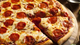 Fast Casual Pizza, Wings, and Salads Franchise