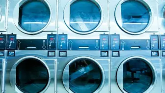 Full-Service Laundromat