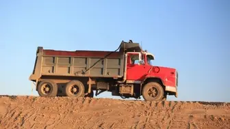 Profitable Construction Hauling Business – Act Fast!