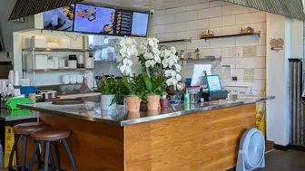 1,500 SF — Fully Staffed — Turnkey Operation