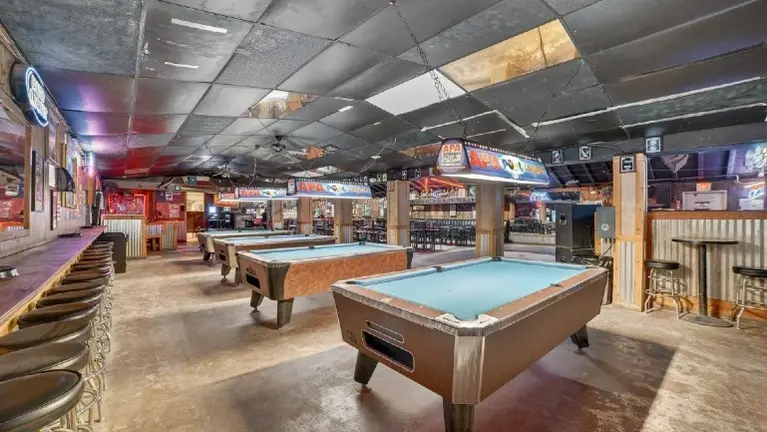 4 New Diamond Smart Pool Tables 4 New Diamond Smart Pool Tables