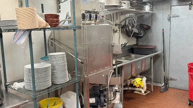 Dishwashing Area Dishwashing Area