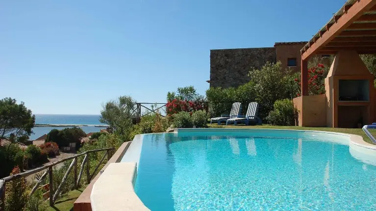 Hawaii Pool Cleaning Business for Sale Hawaii Pool Cleaning Business for Sale