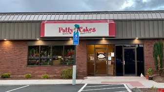Well-Established Landmark Bakery – Rocky Hill, Connecticut